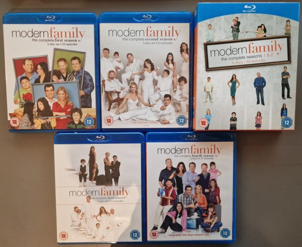 Modern Family - Seizoen 1 t/m 4 - Blu-ray (Imports Zonder NL Ondertiteling)